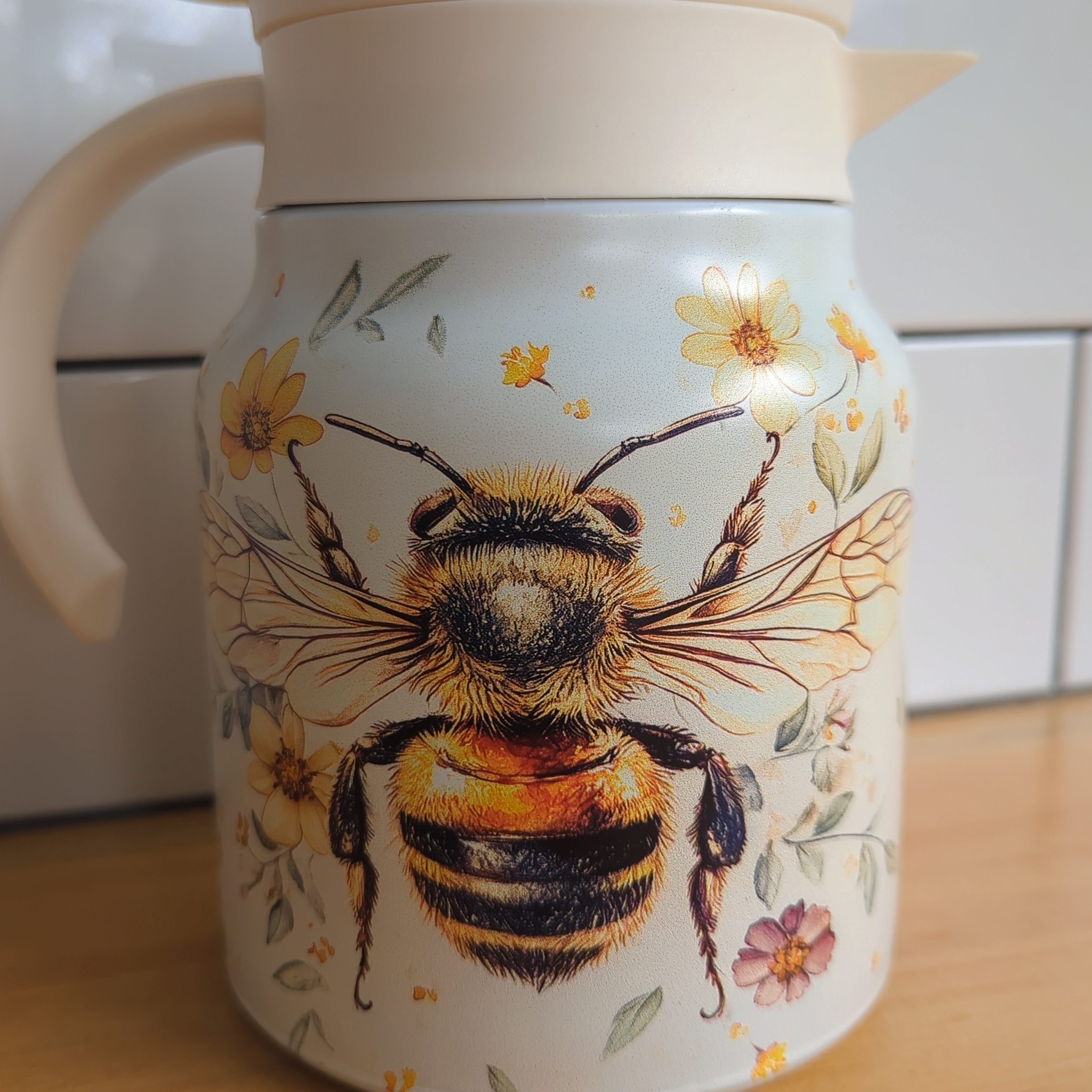 Golden Bee π 1lt Infuser Teapot